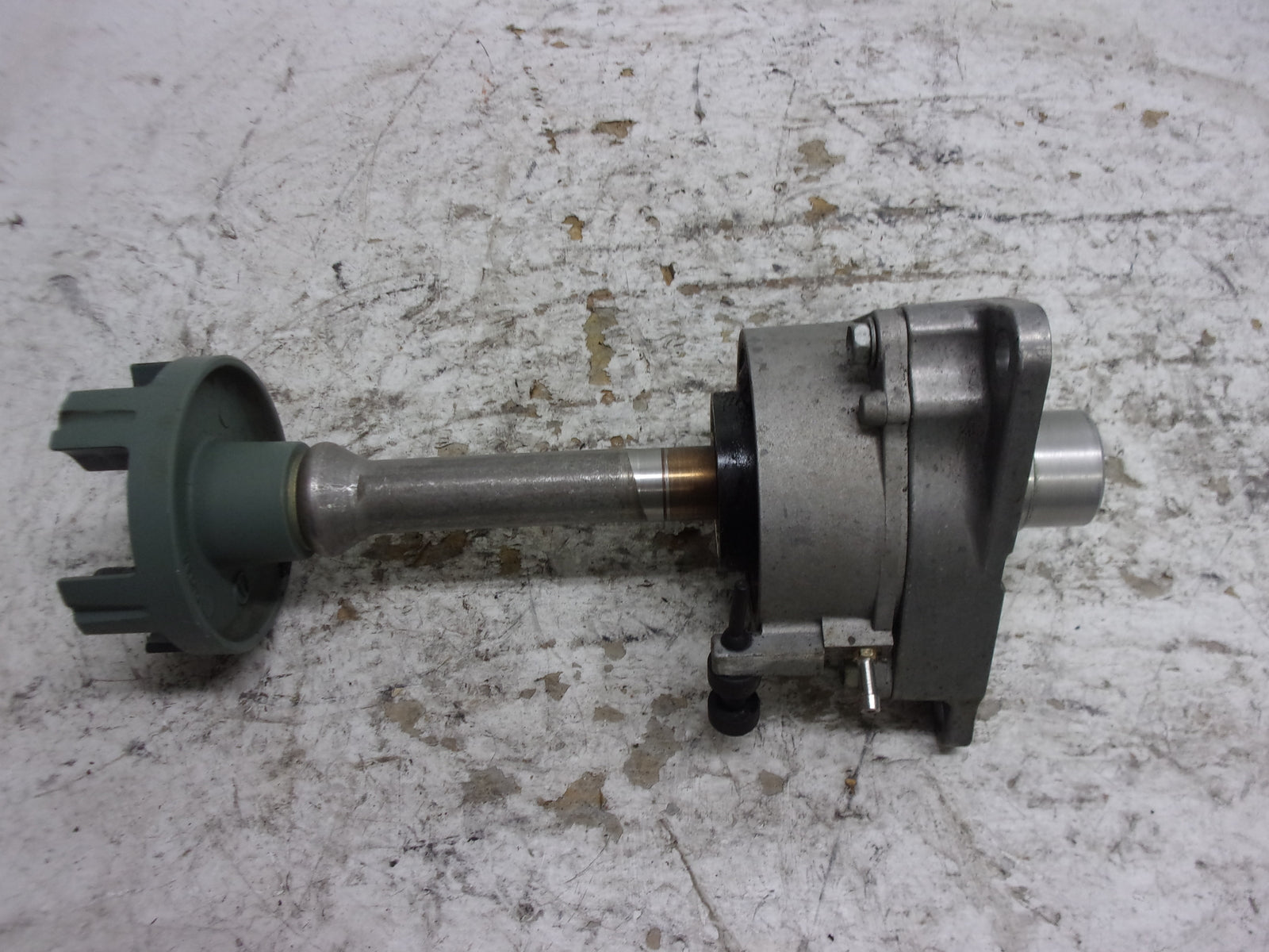 Yamaha WaveRunner 1999 XL 760 OEM Bearing Housing + Coupler Part 65U-45332-00-94