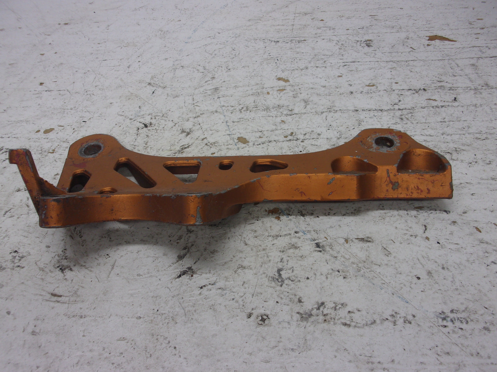 Yamaha Waverunner 1990-1998 WR WVT WB VXR OEM Engine Bracket # 6R7-21415-00-94