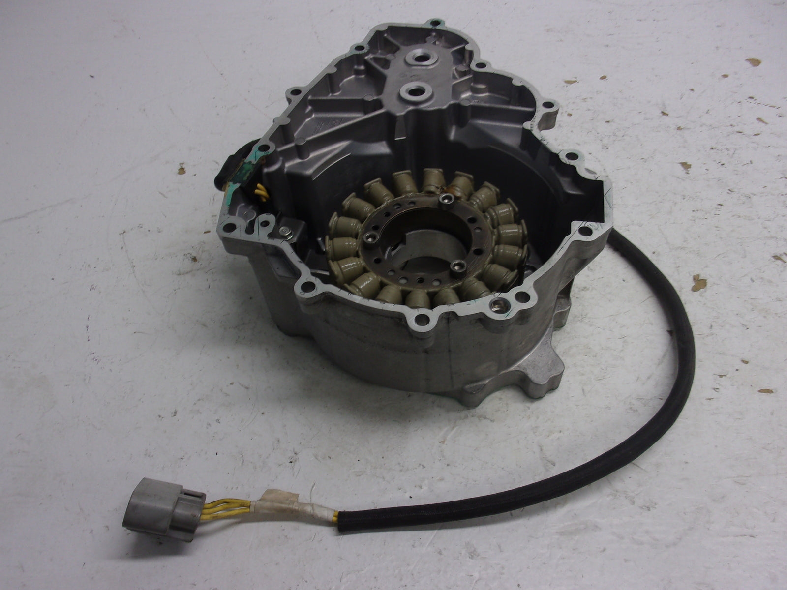 Can-Am Roadster 2008-2012 Spyder RS GS OEM Stator + Stator Cover Part# 420685335