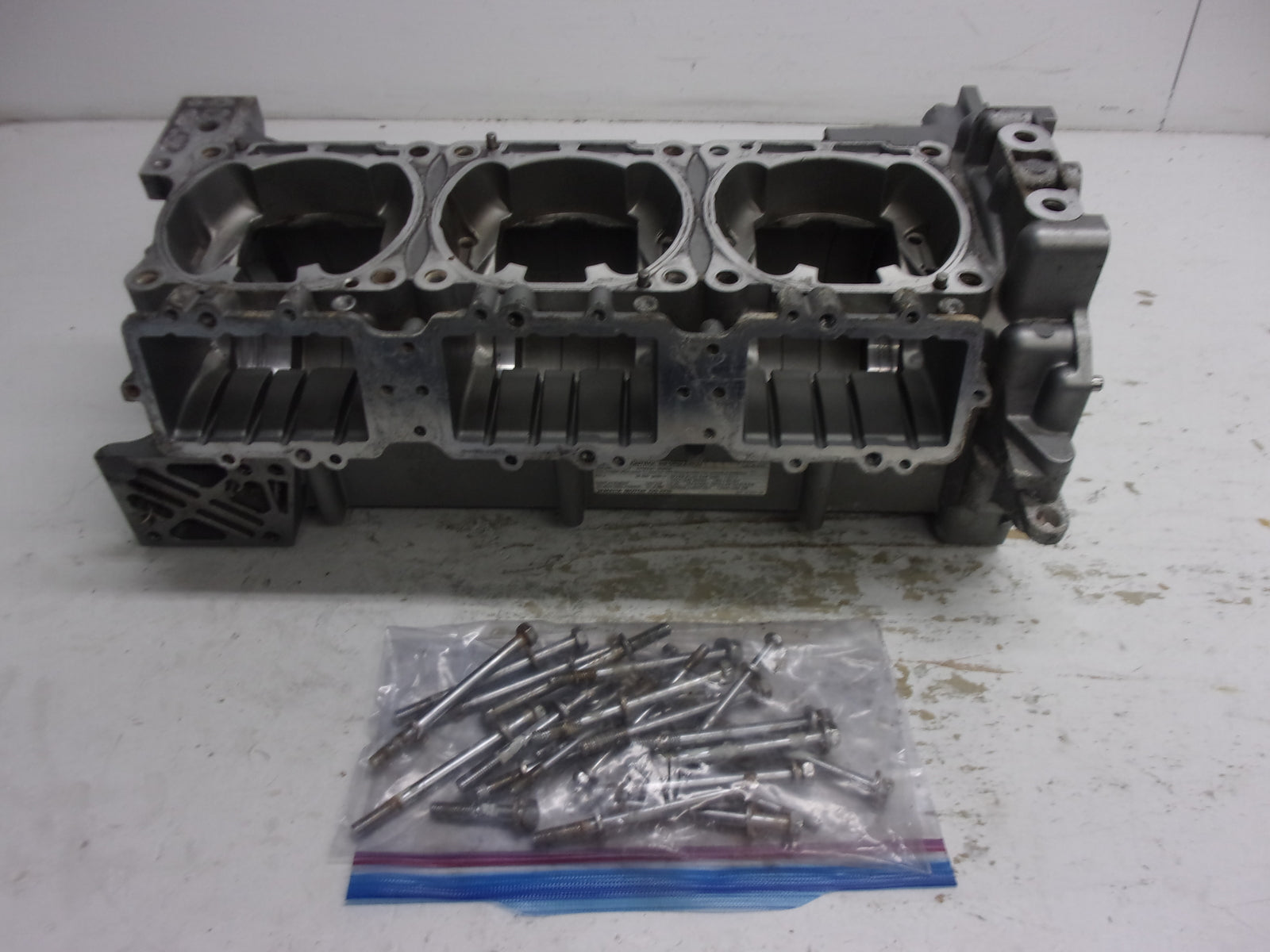 Yamaha WaveRunner PWC 2003-2008 GP1300 OEM Crankcase + Hardware 60T-15100-00-8S
