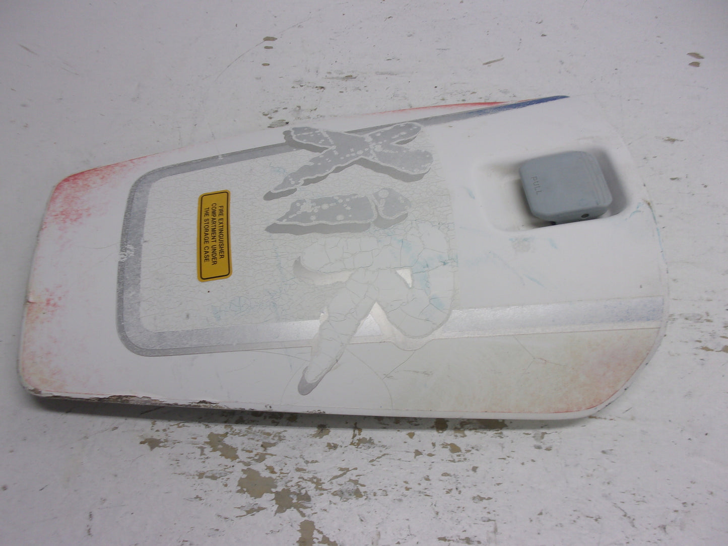 Kawasaki Jet Ski 1993-1998 750 XIR SSXI OEM White Hatch Cover Part 14090-3711-8C
