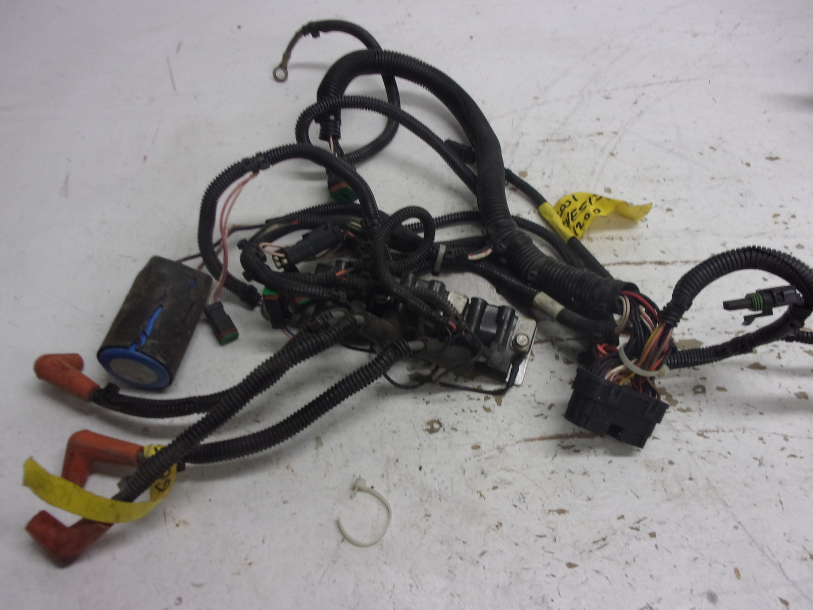 Polaris 2001 Genesis I-4Pass EFI Complete Electrical Box + Harness 4010379