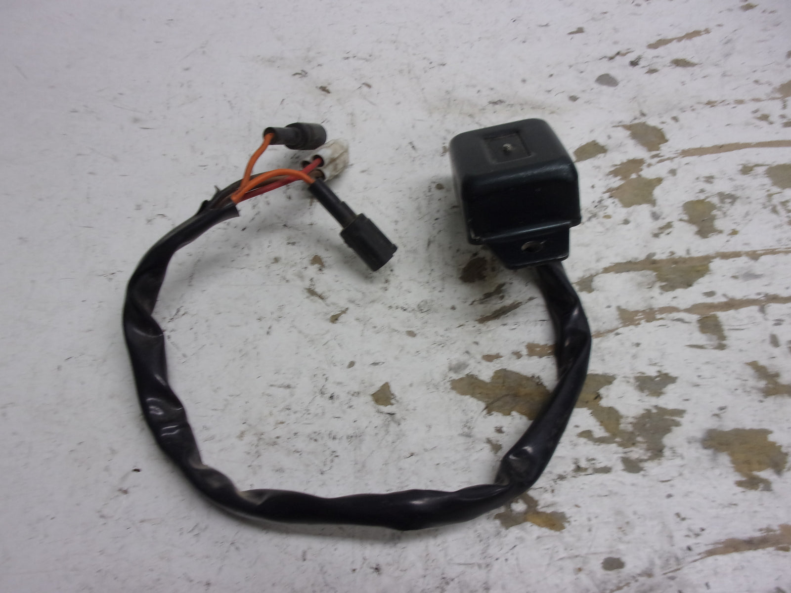 Kawasaki Jet Ski 1994-1995 Super Sport XI OEM Trim Meter Relay Part# 27034-3705