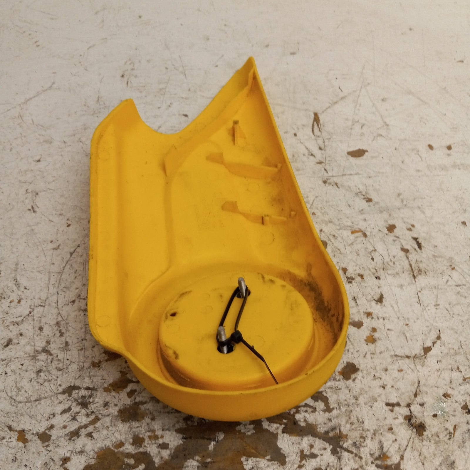 Sea Doo Bombardier 2000-2001 XP OEM Yellow Right Side Frame Cover Part 269000652