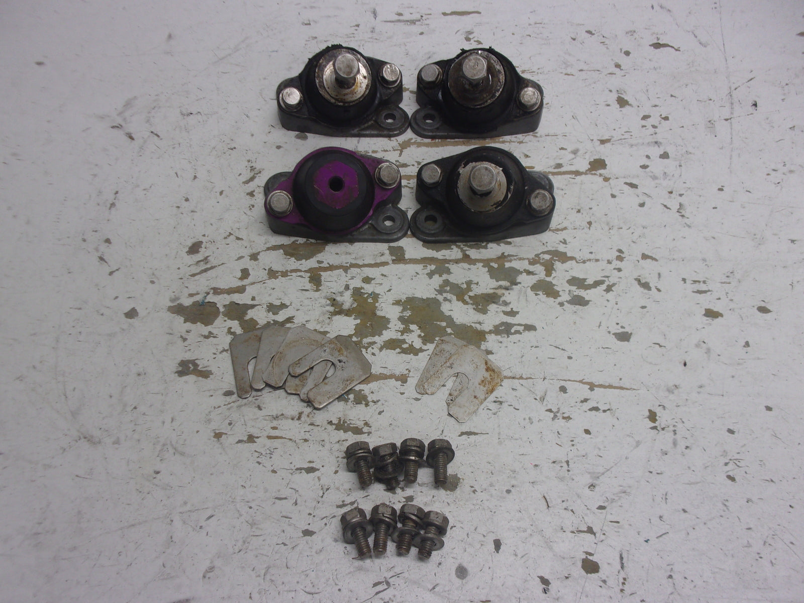 Kawasaki Jet Ski 1976-1994 JS440 JS550 XIR Engine Damper Set  # 92160-3756