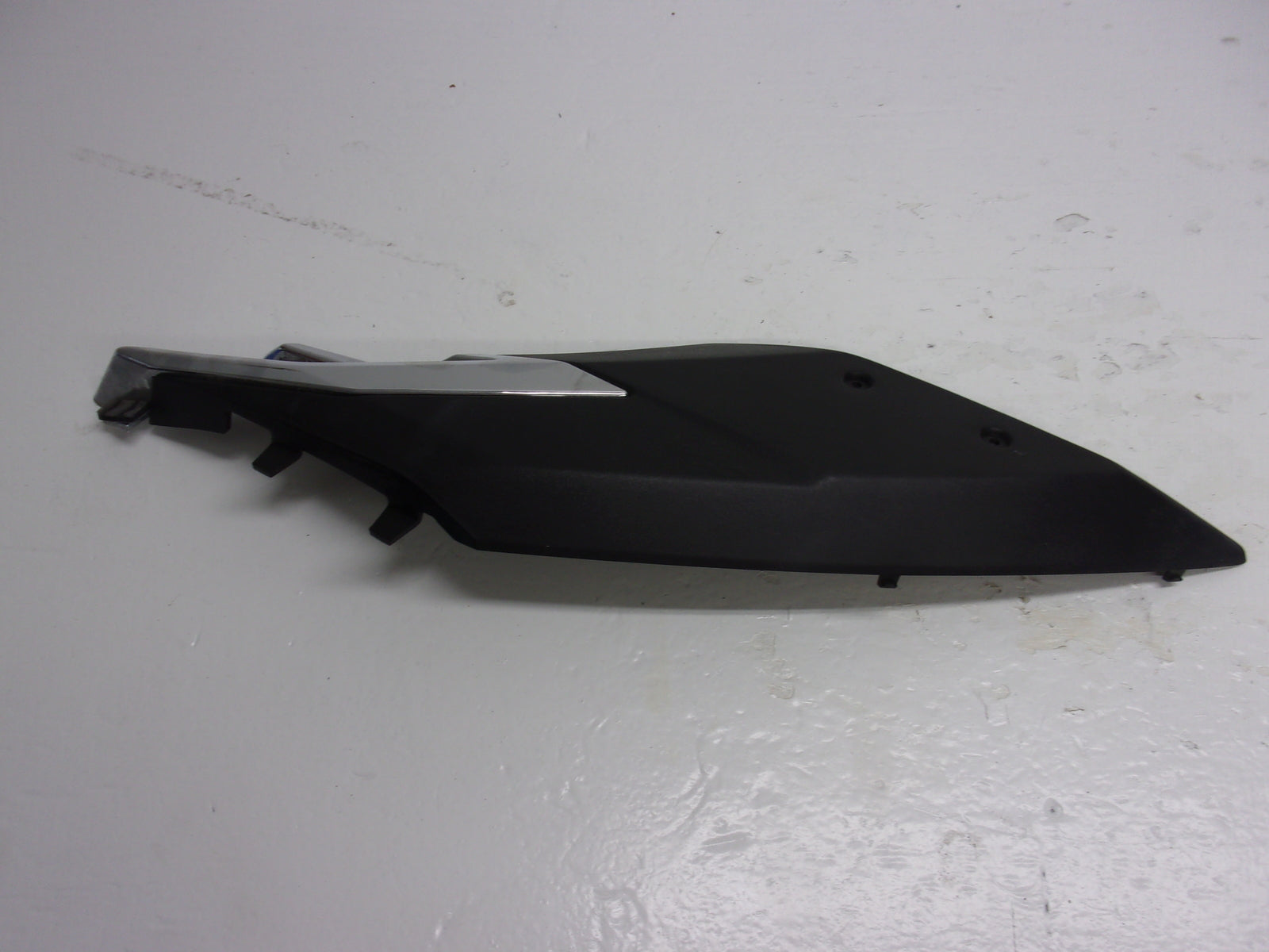 Yamaha 2013-2018 FX HO SHO OEM Right Stern Cover Part# F2S-U890N-11-00