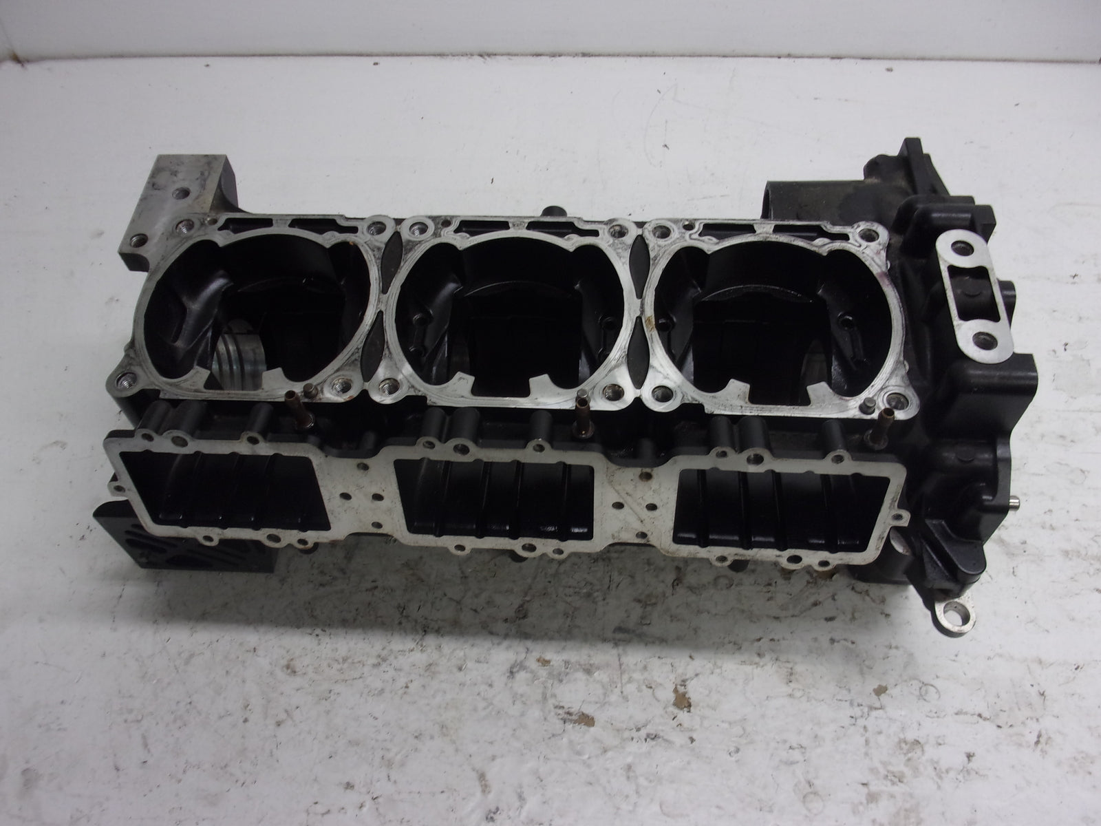 Yamaha Waverunner 2001-2003 XL 1200 GP 1200 Crankcase Assembly # 68N-15100-00-8P