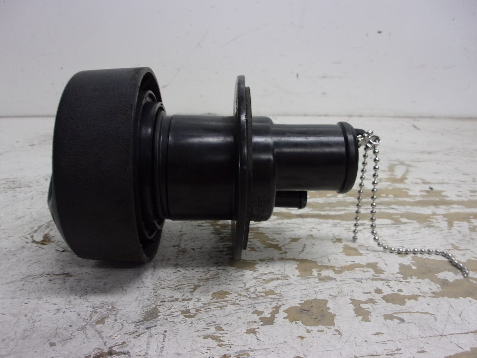 Honda PWC Aquatraxx 2002-2003 F-12 F-12X Fuel Filler Neck + Cap # 17620-HW1-670