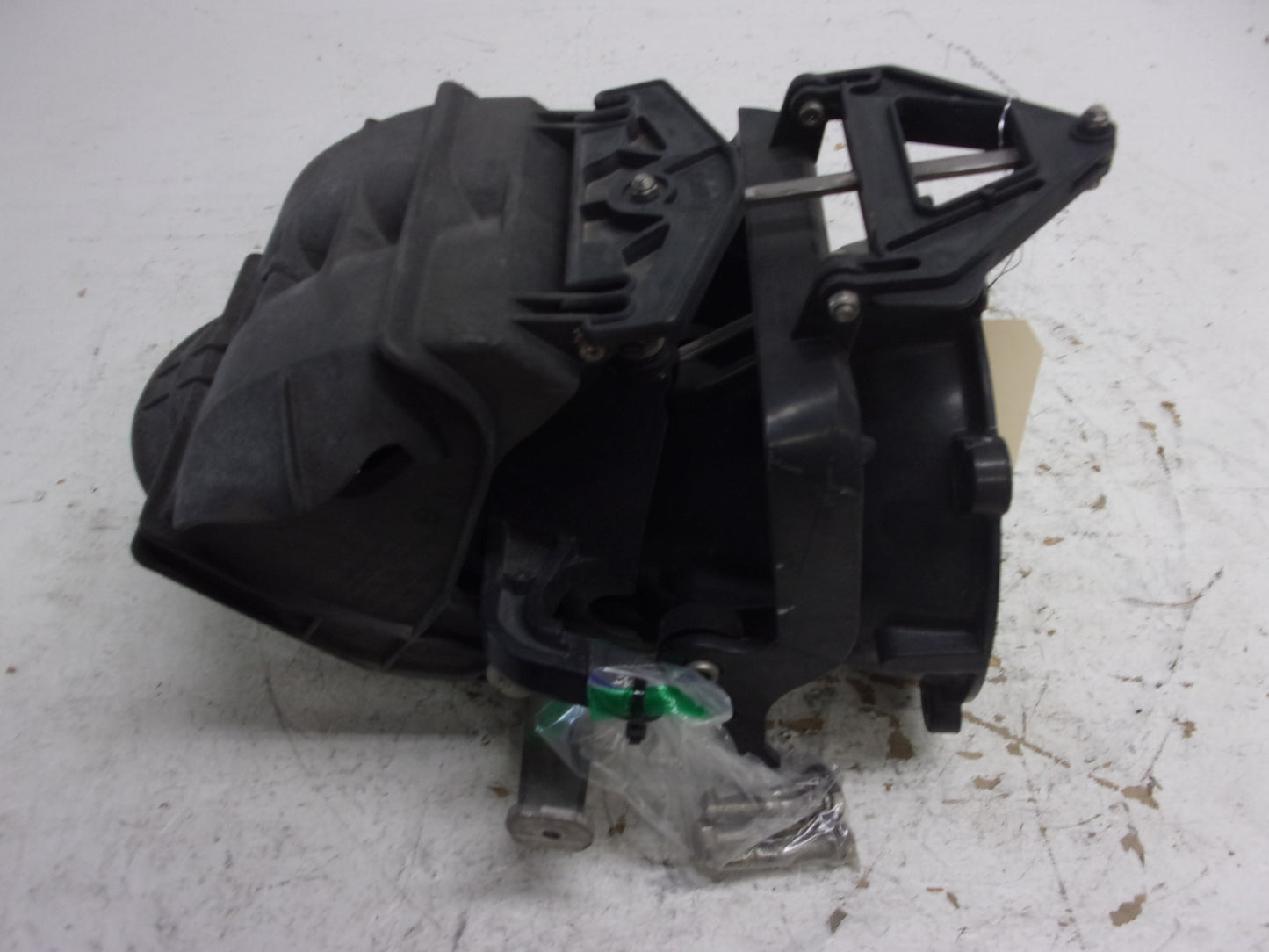 SeaDoo Bombardier 2002-2003 GTX 4-TEC OEM Venturi + Nozzle + Rev Gate 271001163