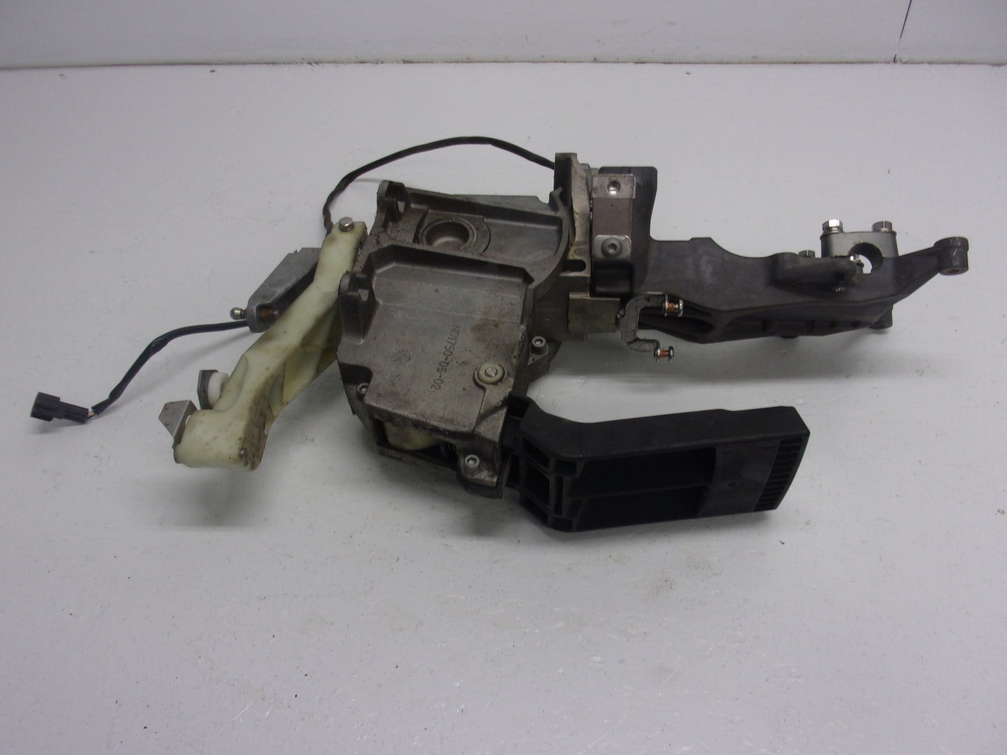 Yamaha WaveRunner 2012-2014 FX FXSHO 1.8 L OEM Steering Master # F2S-61400-00-00