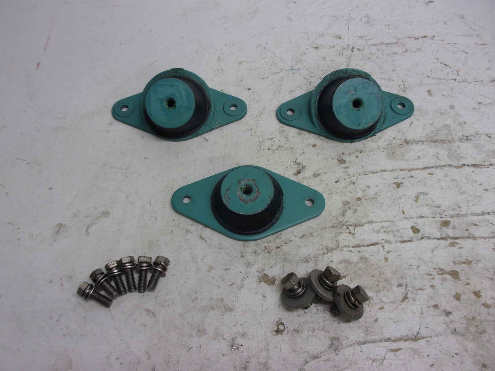 Kawasaki Jet Ski 1995-2006 STS STX Ultra  ZXI OEM Engine Mount Set 92160-3838