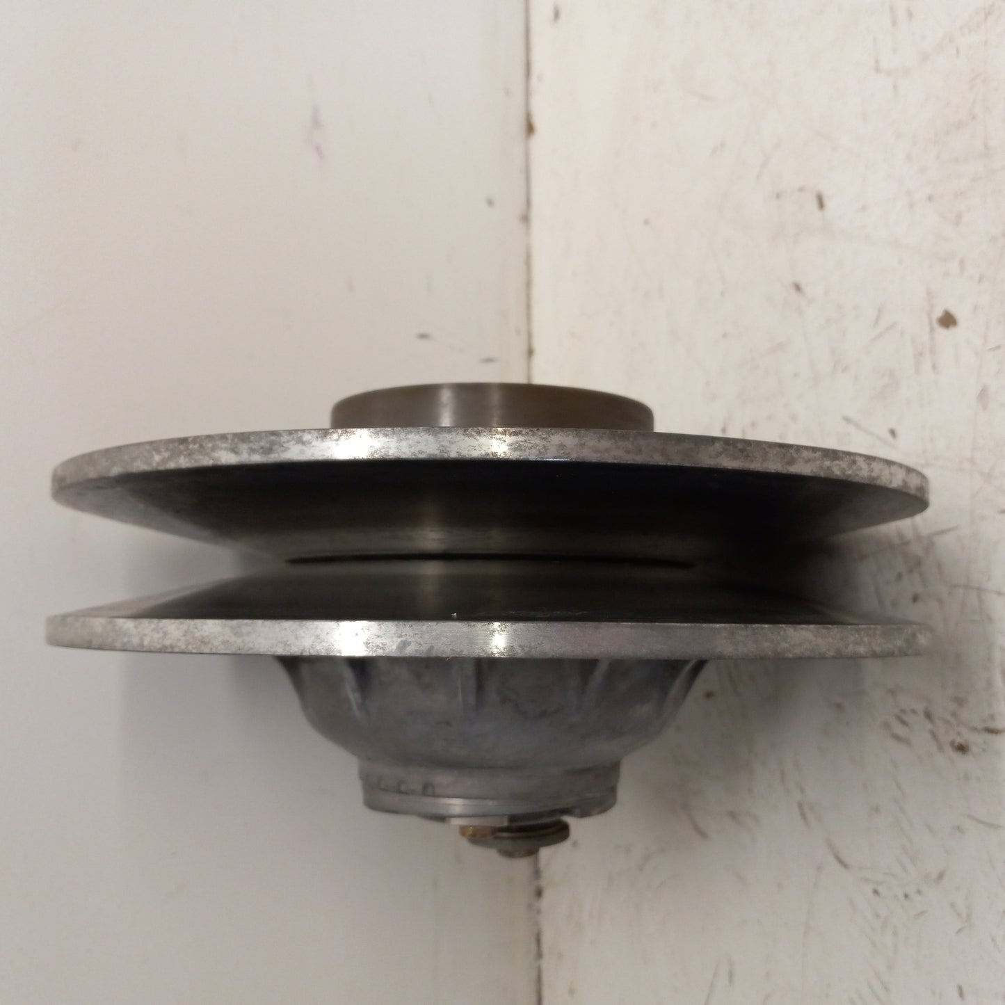 Ski-Doo Snowmobile 2002-2004 Summit MXZ Legend OEM Driven Clutch Part# 417126527