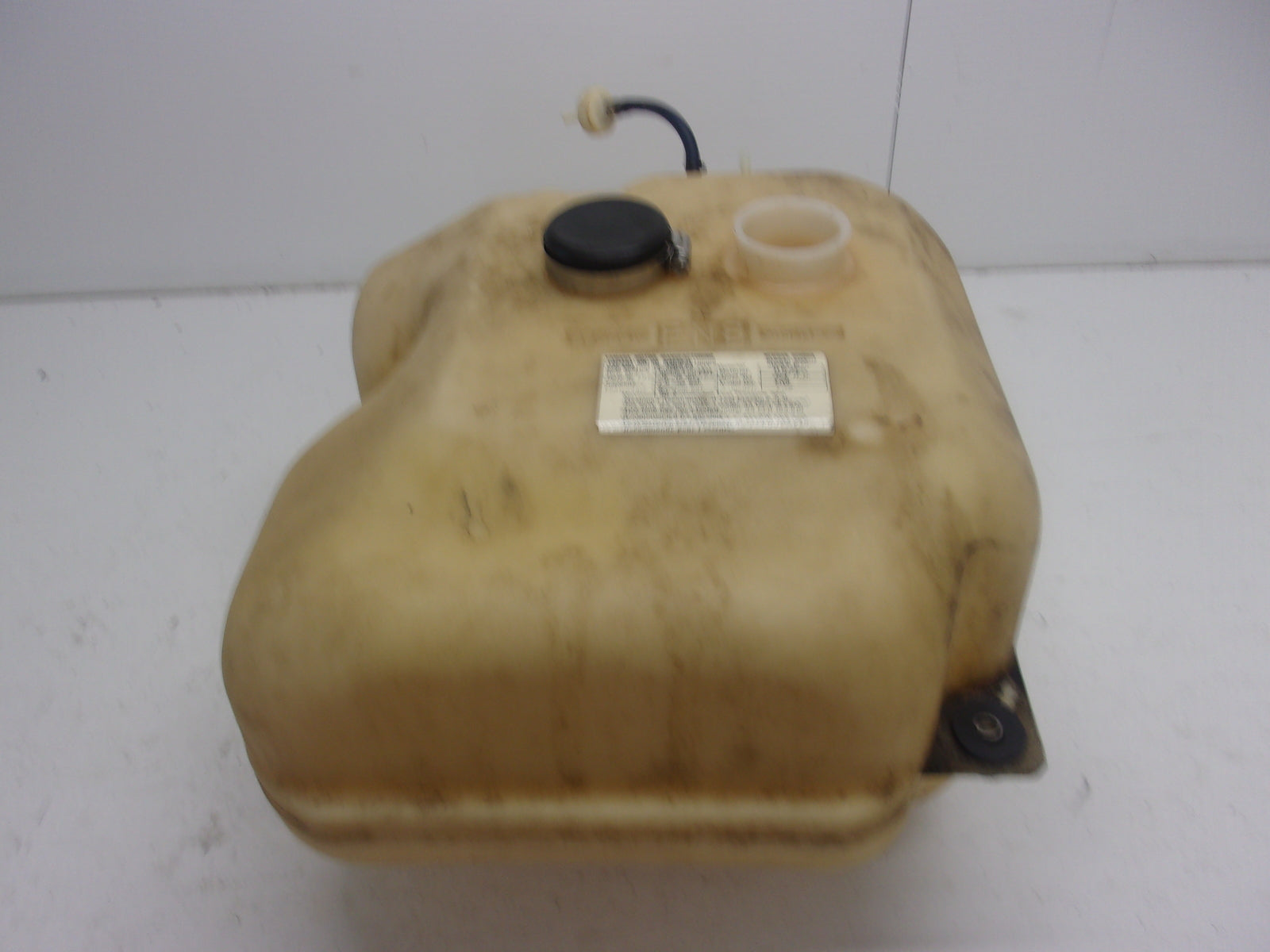 Yamaha Waverunner 1994-1995 VXR 650/700 OEM Fuel Tank Assembly # FN8-67711-01-00