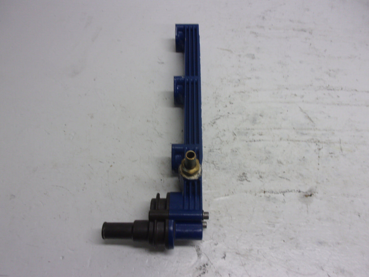 Polaris PWC Watercraft 1994-1995 SL SLT 750 OEM Water Manifold Outlet # 3240218