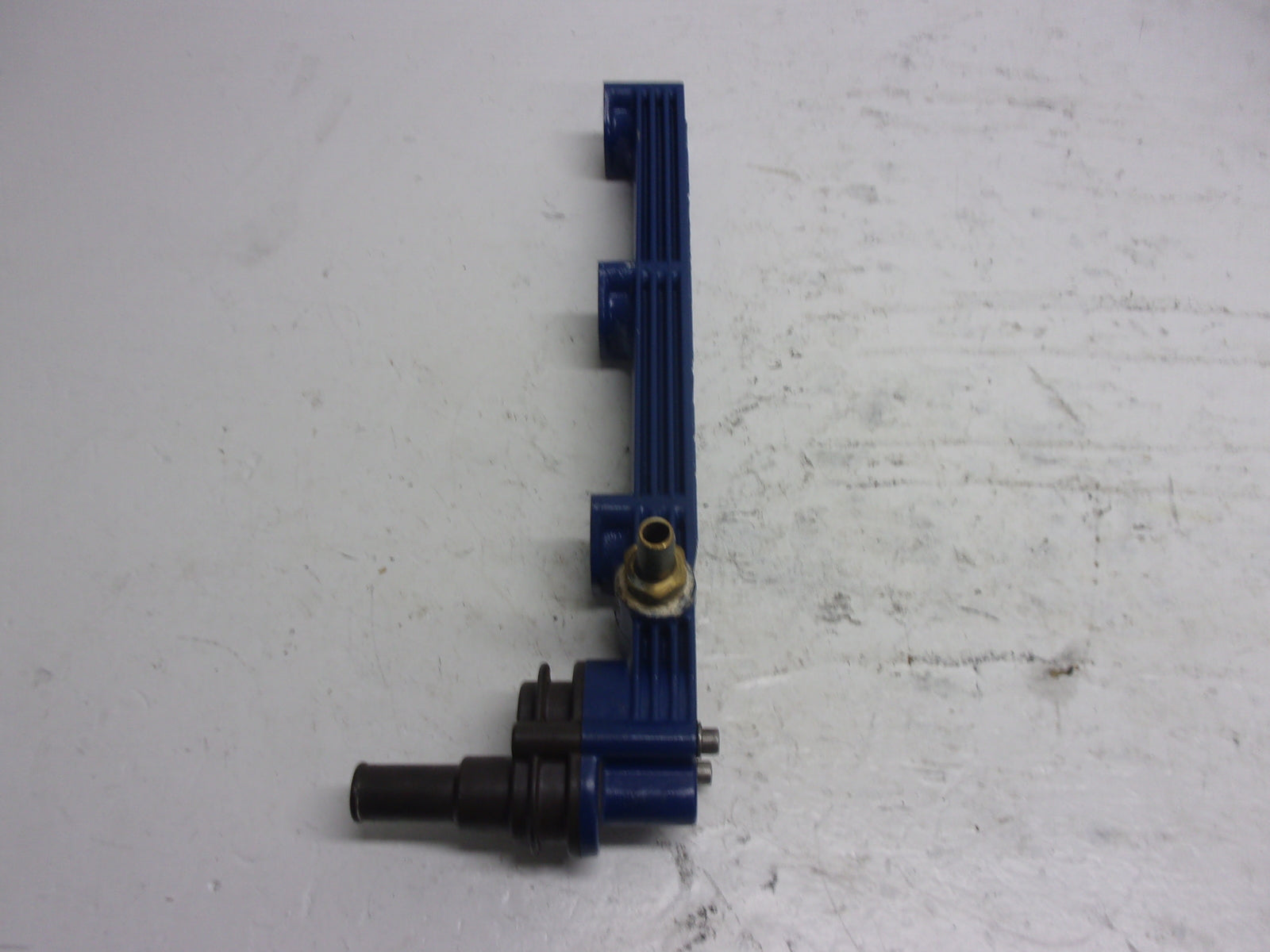Polaris PWC Watercraft 1994-1995 SL SLT 750 OEM Water Manifold Outlet # 3240218