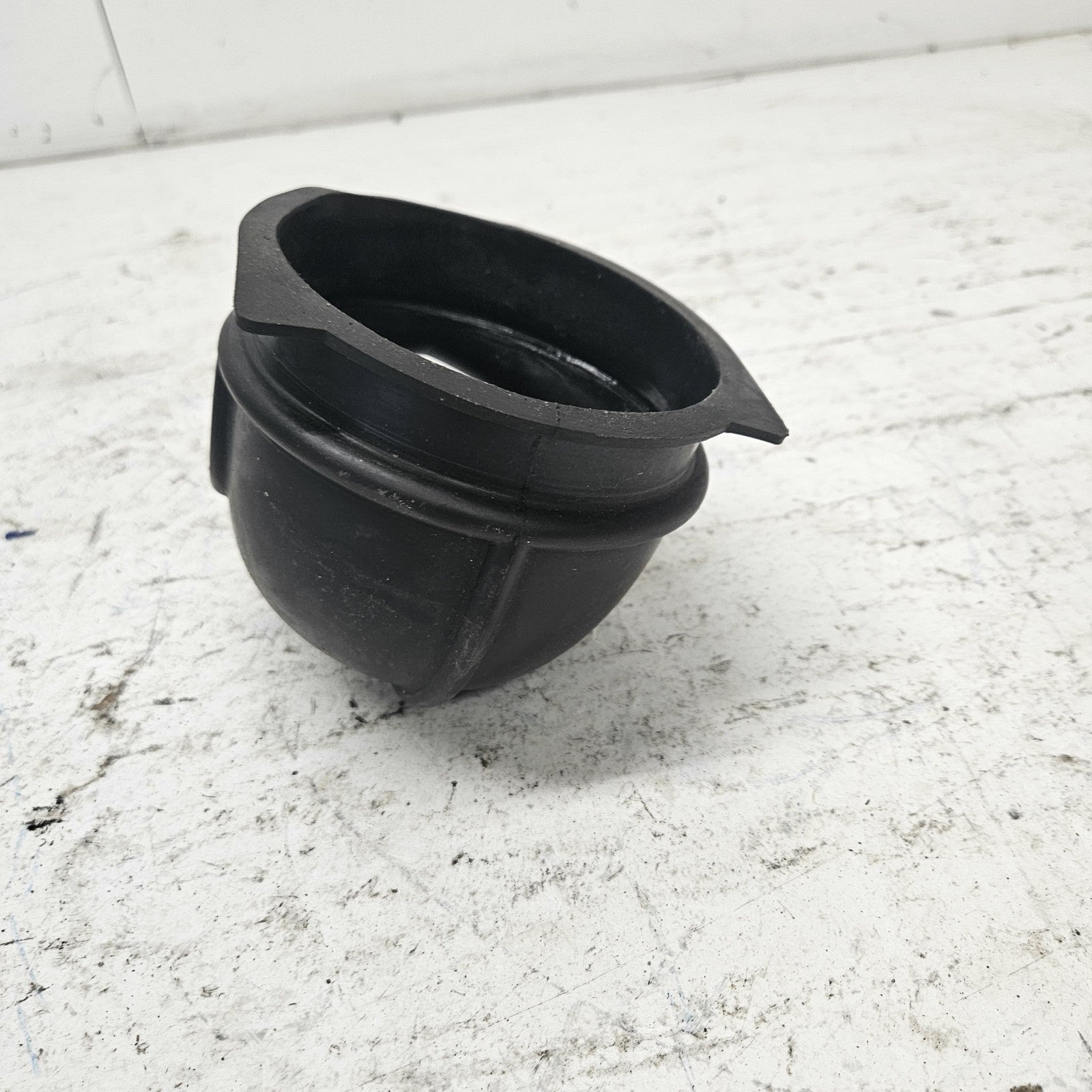 Polaris PWC Watercraft 1995 SL SLT 650 / 750 OEM Short Air Inlet Duct # 5432063