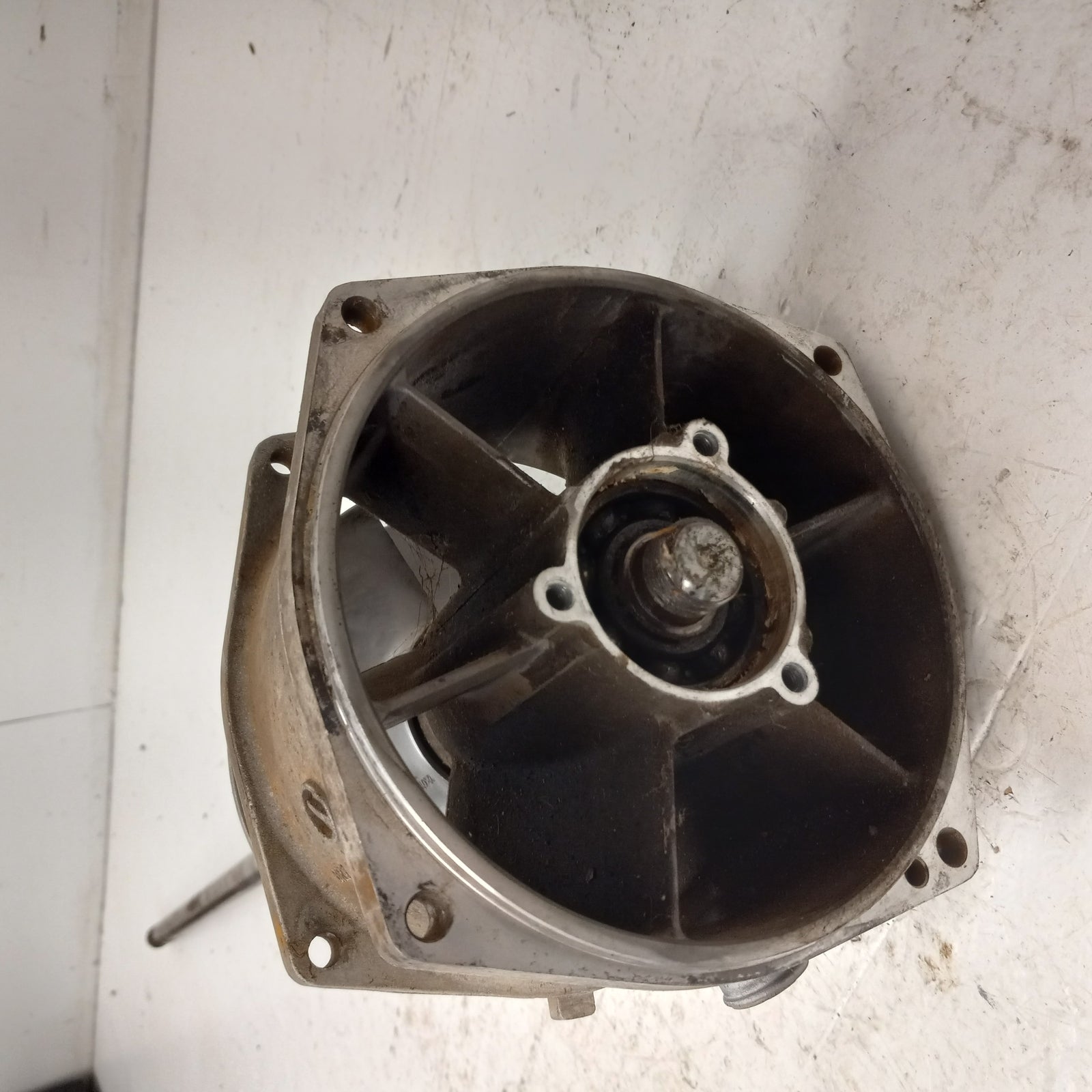 Yamaha Waverunner 1995-1996 WR WVT OEM Solas Prop + Duct # 6R7-51315-00-94