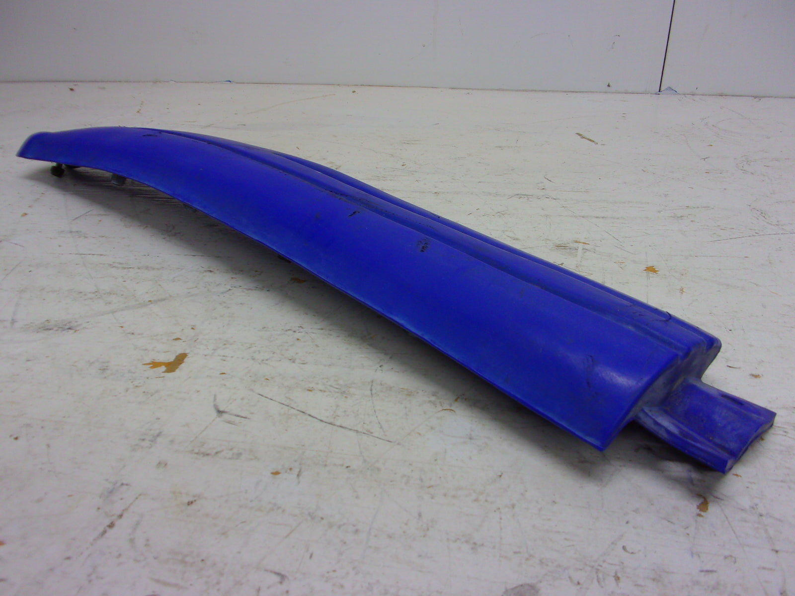 Yamaha Waverunner 1995-1997 WR3 650 OEM Blue Left Side Bumper GE1-U251C-31-00