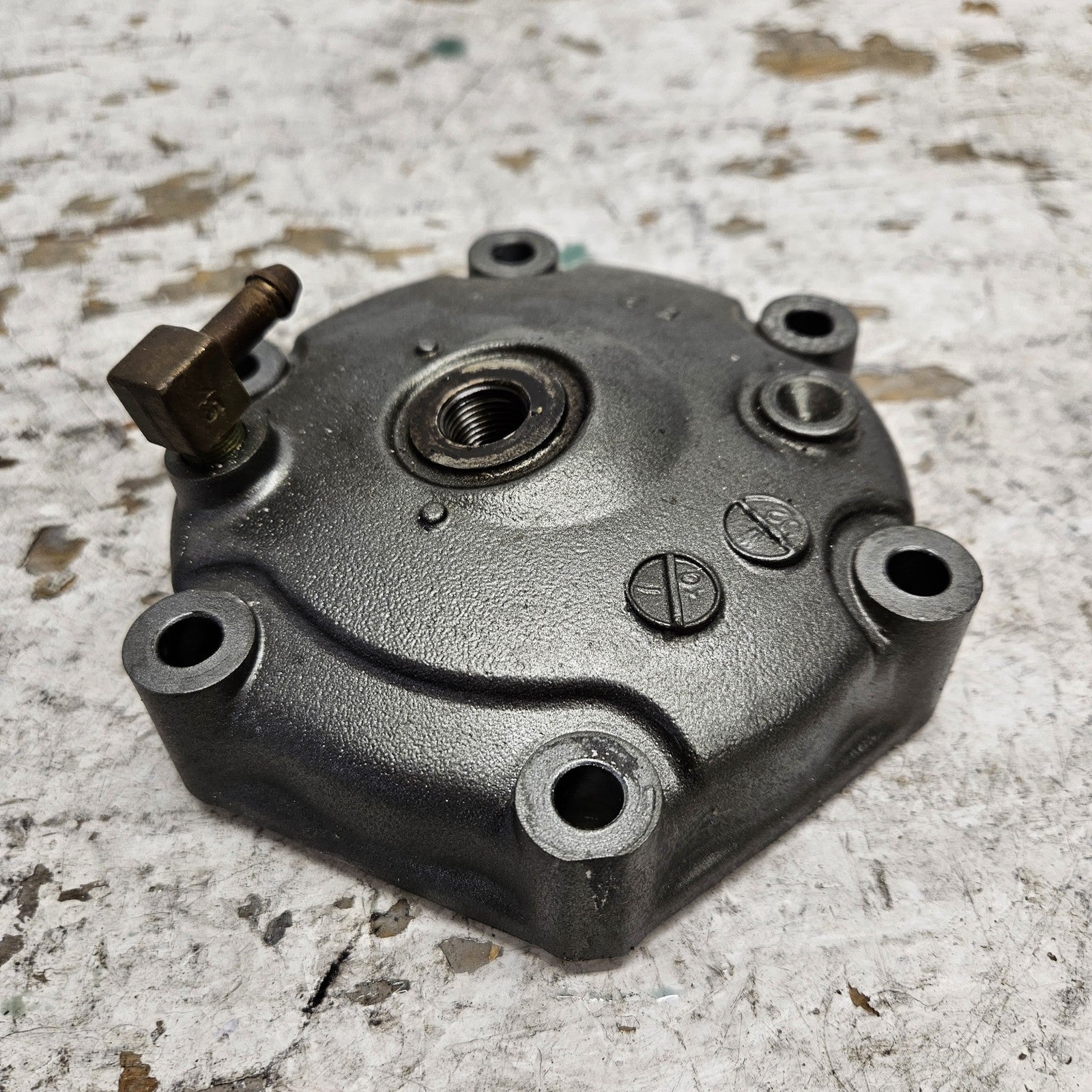 Kawasaki PWC Jet Ski 1999-2005 STX-R Ultra 150 OEM Cylinder Head # 11001-3741