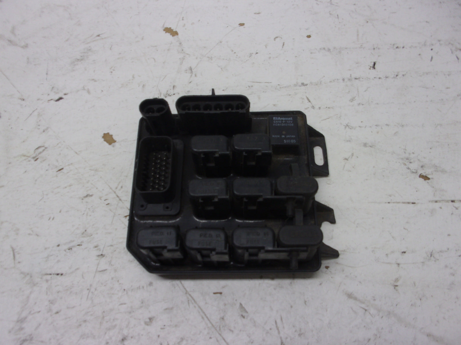 SeaDoo Jet Boat 1997 Challenger OEM Fuse Block Assembly Part# 204470017