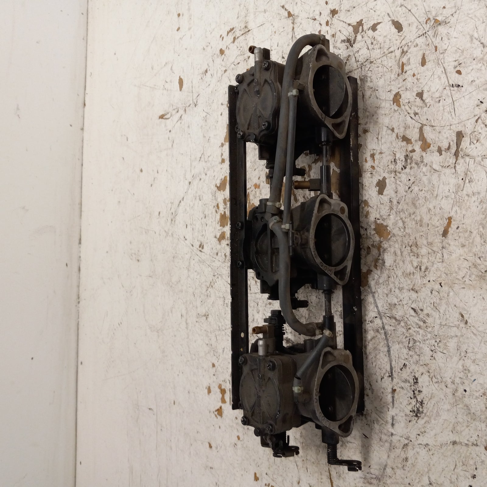 Polaris PWC Watercraft 1997 SL 1050 OEM Carburetor Bank Part# 1253190