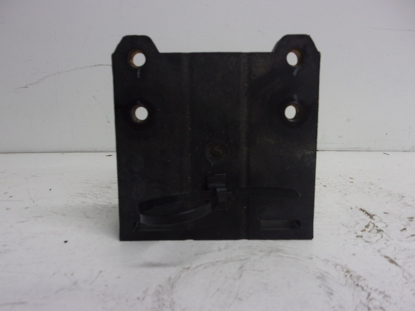 Yamaha WaveRunner 2010-2015 VX V1 OEM Air Box Bracket Set Part# F2N-U8572-00-00