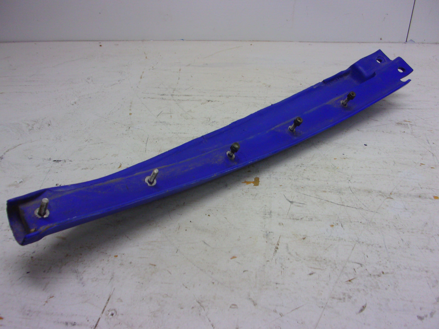 Yamaha Waverunner 1995-1997 WR3 650 OEM Blue Right Side Bumper GE1-U251C-41-00