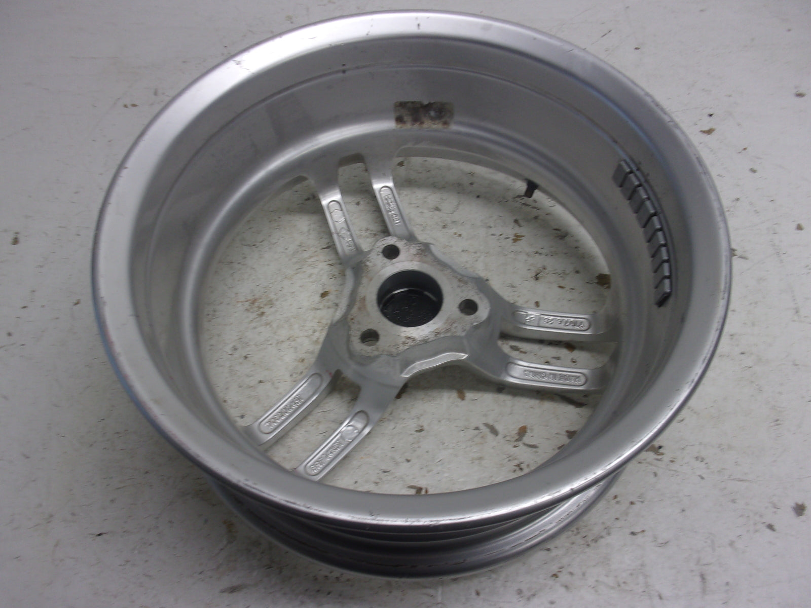 Can-Am Roadster 2010-2012 Spyder RS-S OEM Silver Front Wheel # 706201058