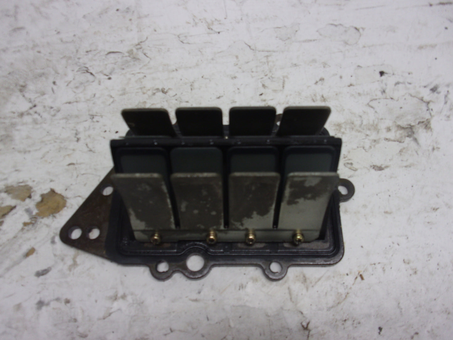 Yamaha Waverunner 1995-2005 GP XL XLT XA OEM Reed Valve Set Part 66V-13620-00-00