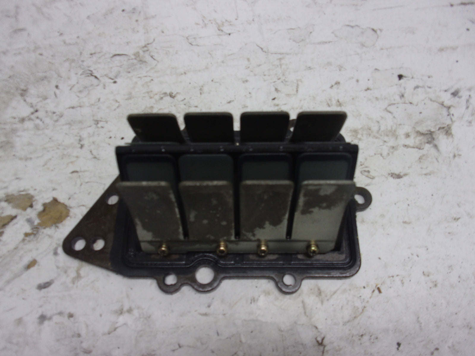 Yamaha Waverunner 1995-2005 GP XL XLT XA OEM Reed Valve Set Part 66V-13620-00-00