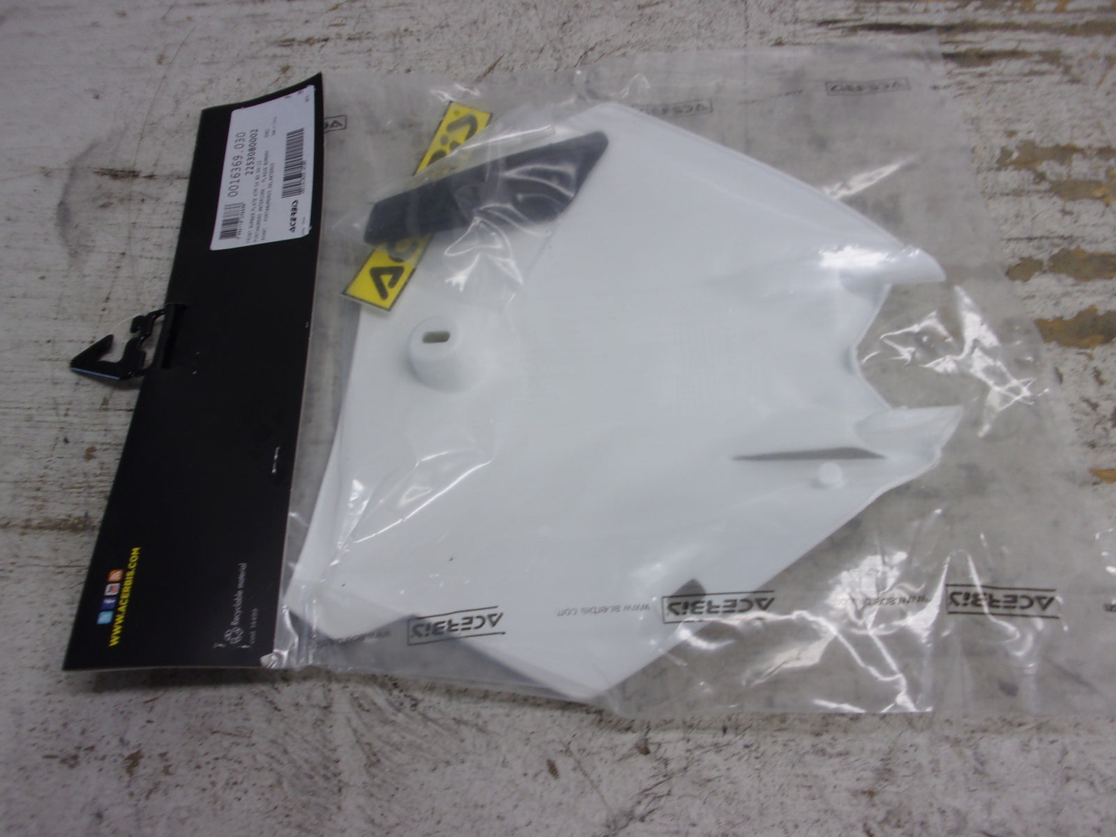 KTM Dirt Bike 2004-2012 SX 85 NEW Acerbis White Front Number Plate # 0016369.030