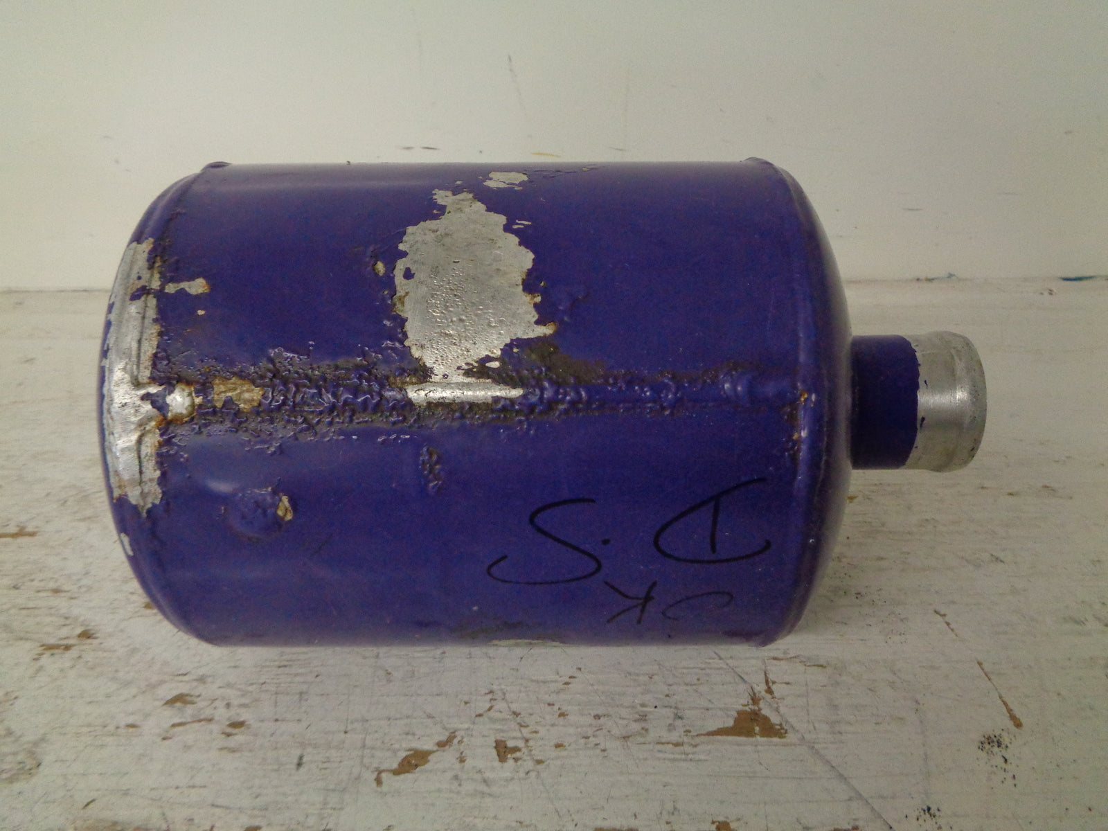 Sea Doo Bombardier 1995 XP OEM Muffler / Water Box Part# 274000184