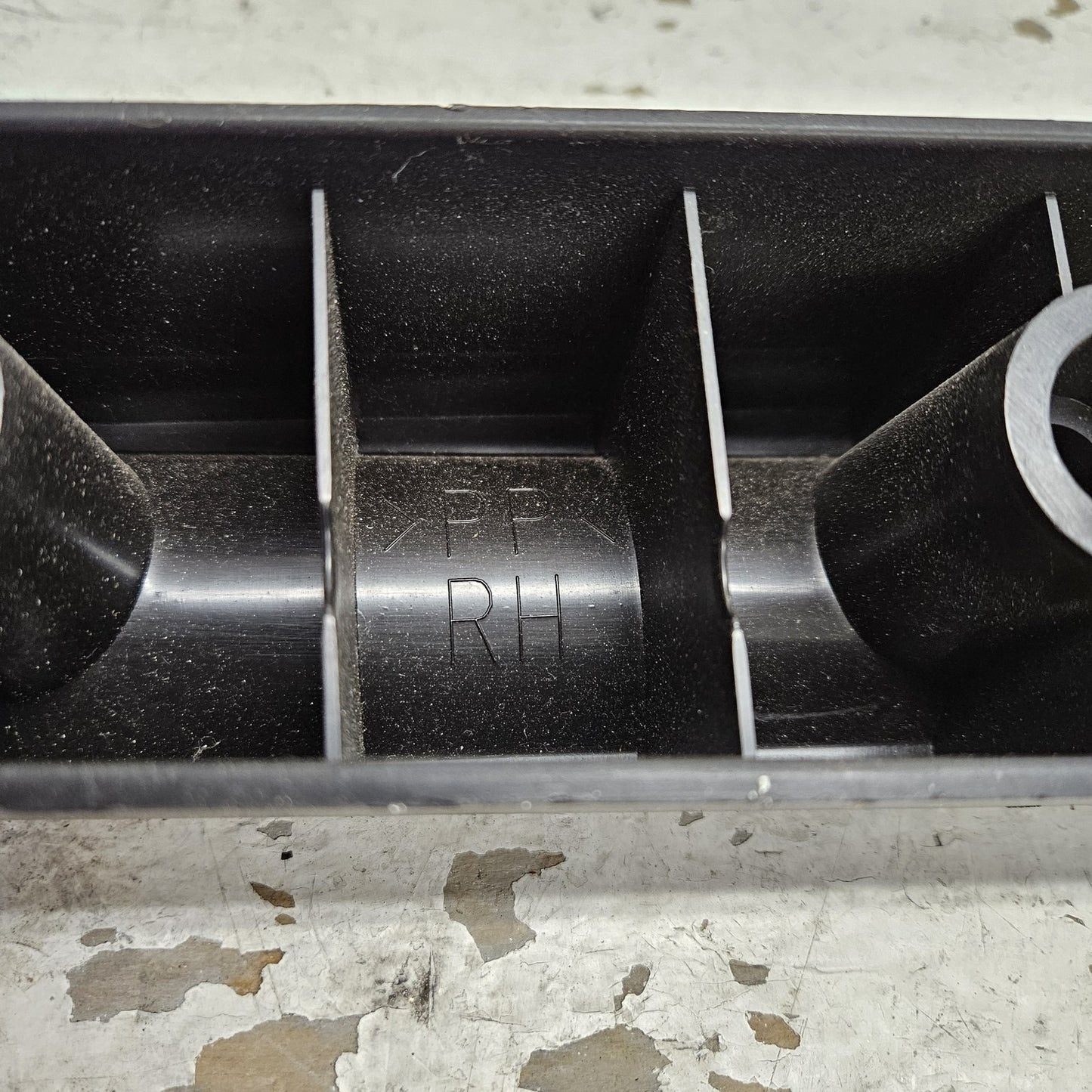 Yamaha Waverunner 2002-2004 FX1000 FX140 Right Sponson Part# F1B-U883P-00-00