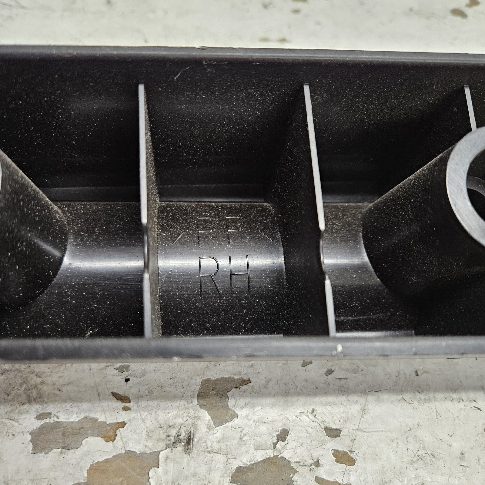 Yamaha Waverunner 2002-2004 FX1000 FX140 Right Sponson Part# F1B-U883P-00-00