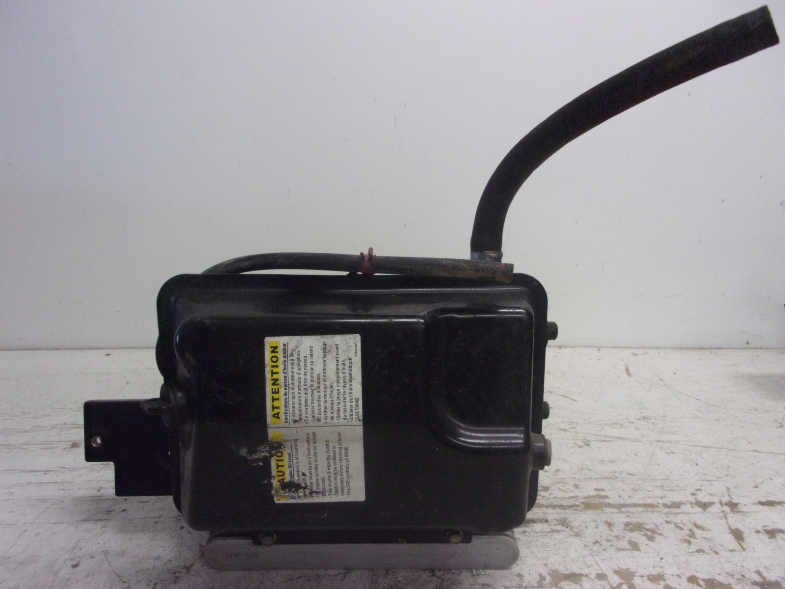 Can-Am Roadster 2013-2014 Spyder ST RS RT OEM Oil Tank + Radiator # 519000293