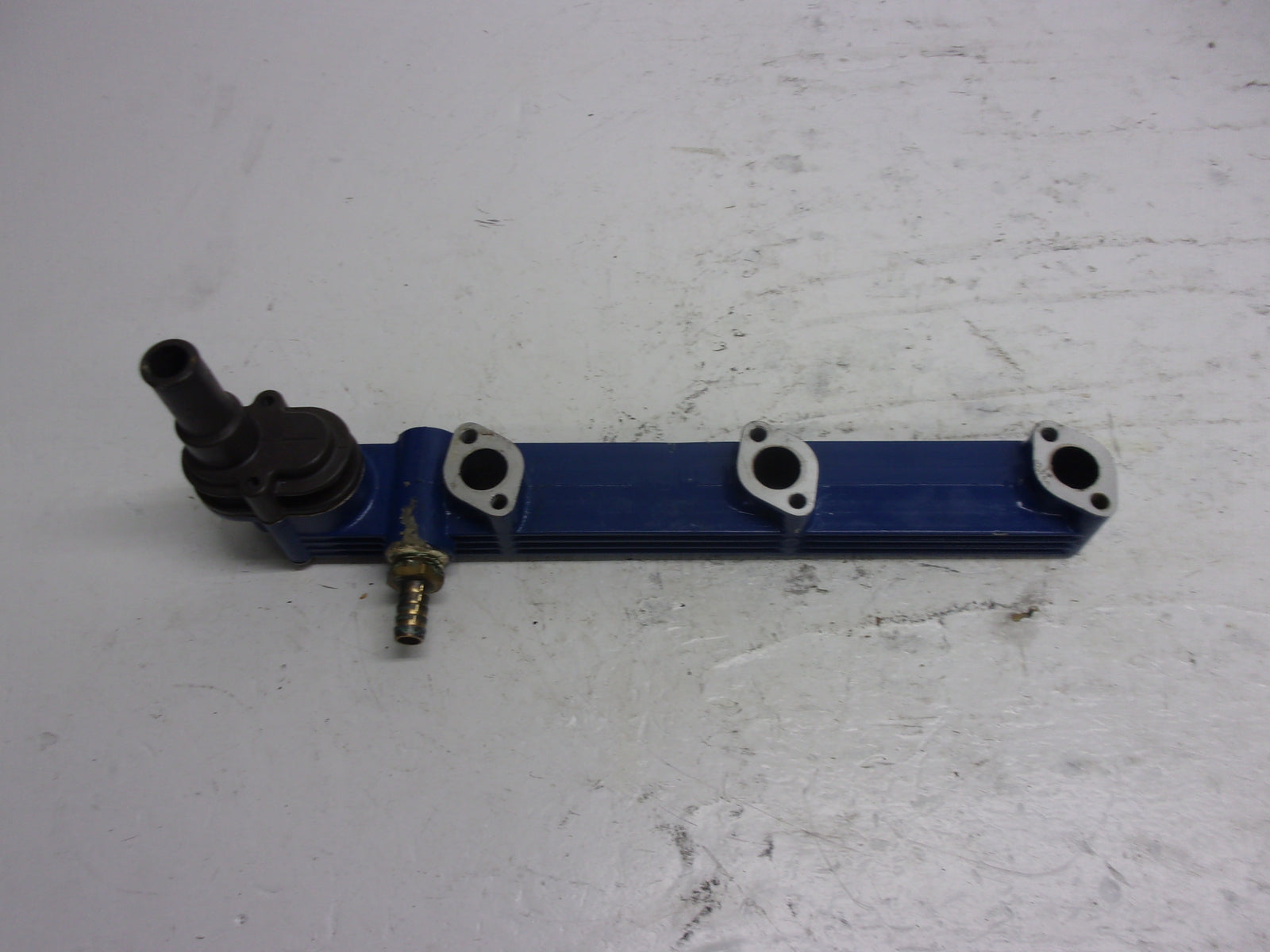 Polaris PWC Watercraft 1994-1995 SL SLT 750 OEM Water Manifold Outlet # 3240218