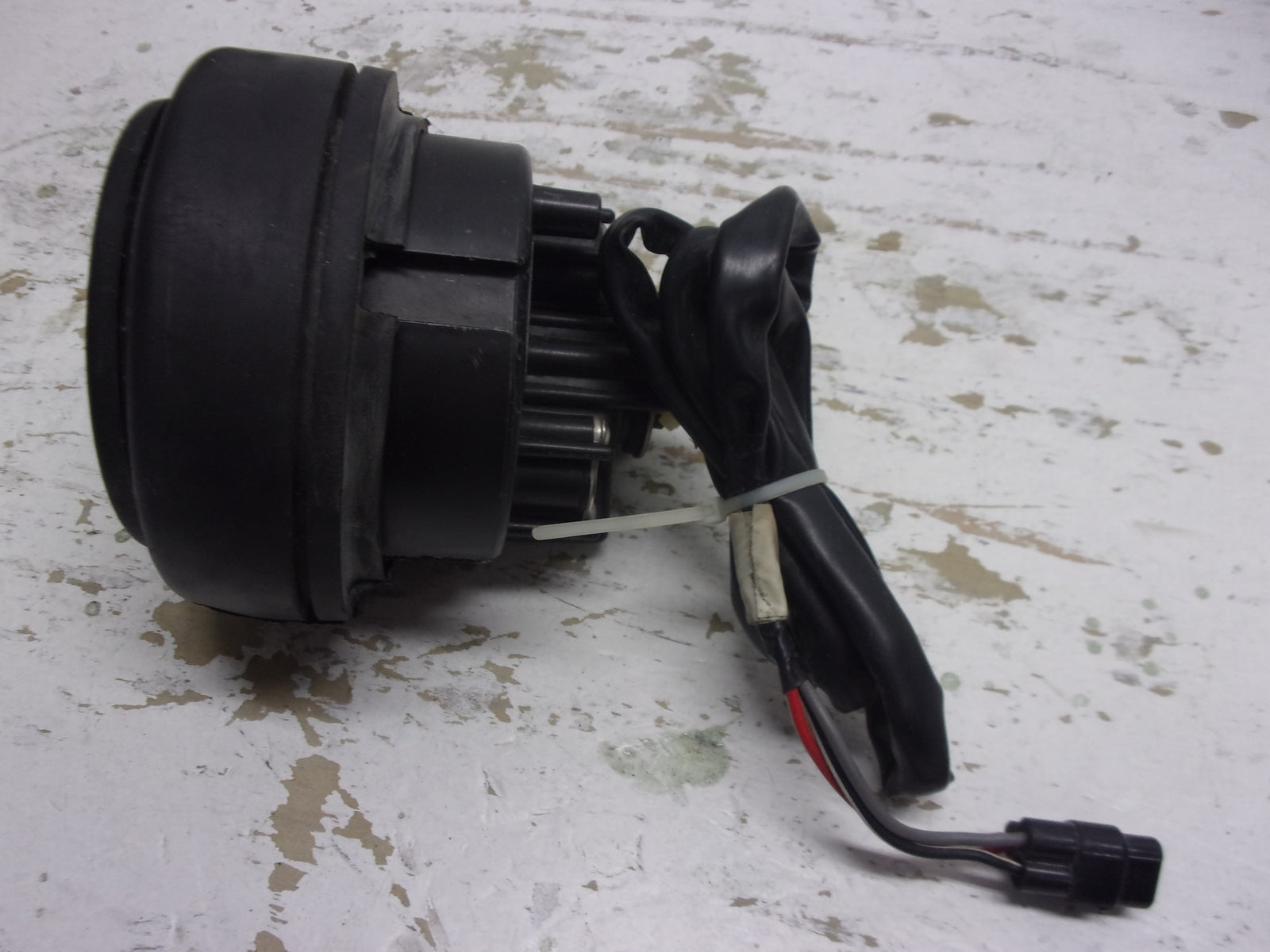 Kawasaki Jet Ski 1995-2003 ZXI SSXI 750/1100 OEM Tachometer Part# 25015-3702
