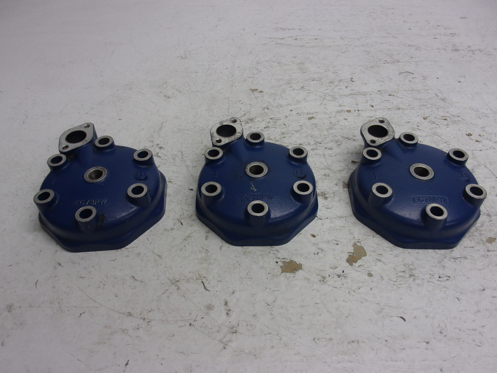 Polaris PWC Watercraft 1995-1997 SLT SLX SL OEM Cylinder Head Set Part# 3240250