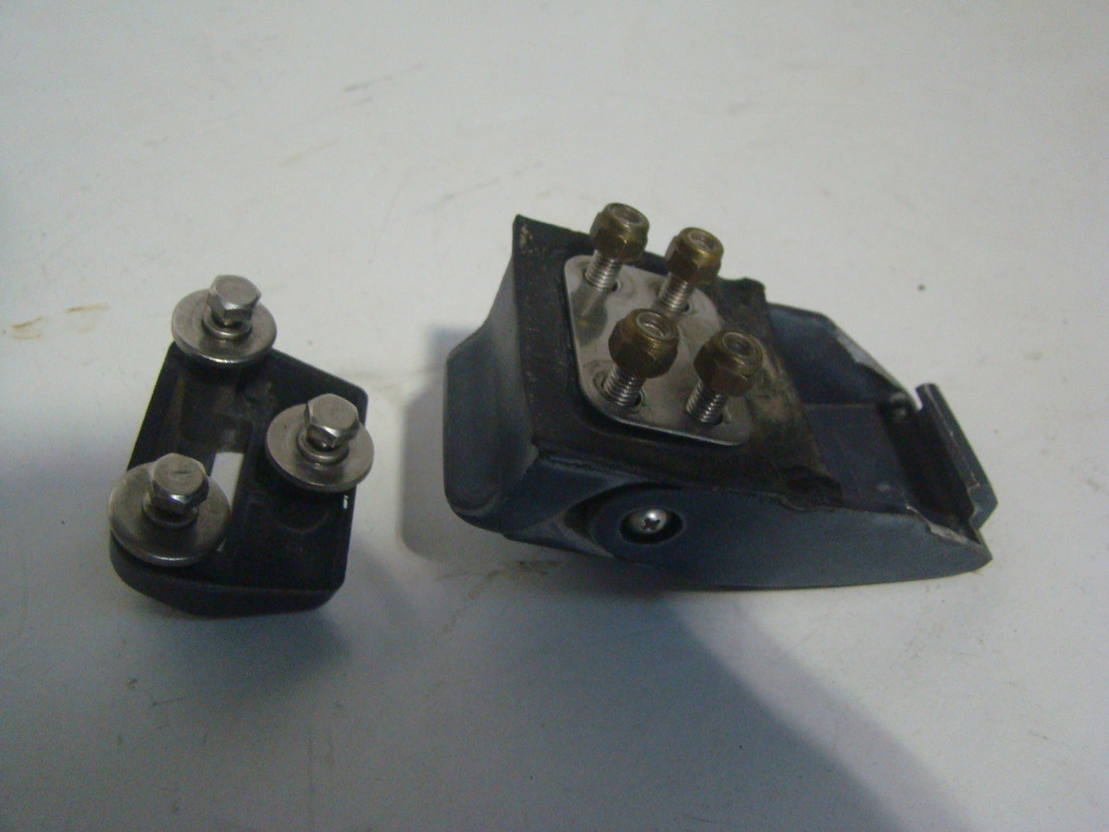Yamaha Waverunner 1994-1995 FX1 Waveraider 700 Hatch Latch FX1-62840-01-00