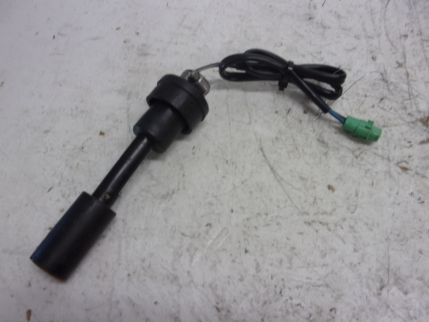 Kawasaki Jet Ski 1995-1997 ZXI 750/900 OEM Oil Level Switch Assembly 27010-3740