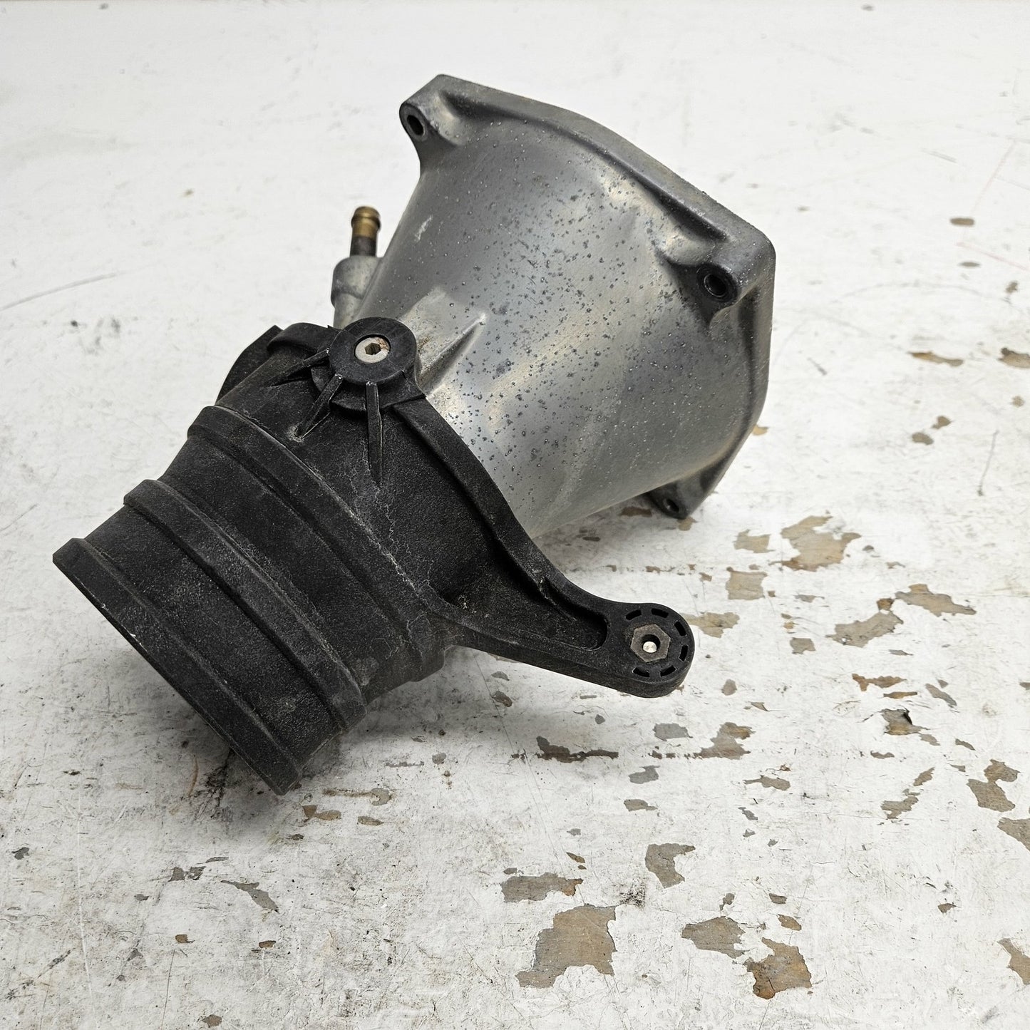 Kawasaki Jet Ski 1992-1993 750SS Pump Nozzle + Steering Nozzle Part# 59136-3718