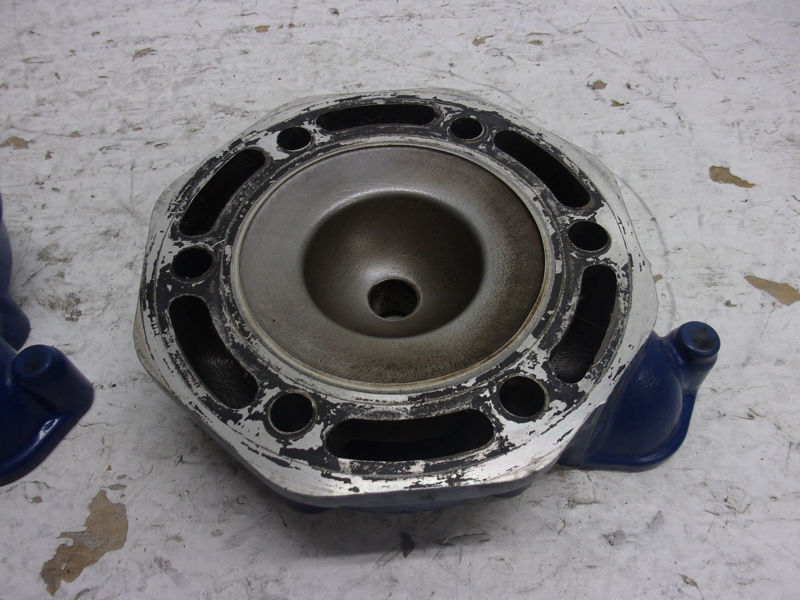 Polaris PWC Watercraft 1995-1997 SLT SLX SL OEM Cylinder Head Set Part# 3240250