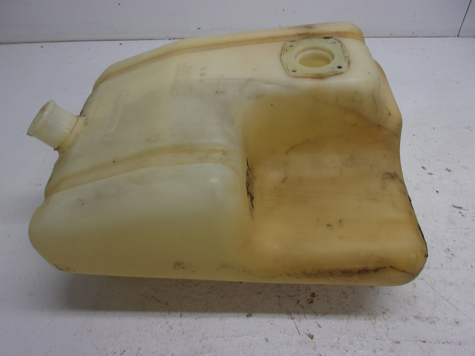 Kawasaki Jet Ski 1992 750 SX OEM Fuel Tank Assembly Part# 51004-3716