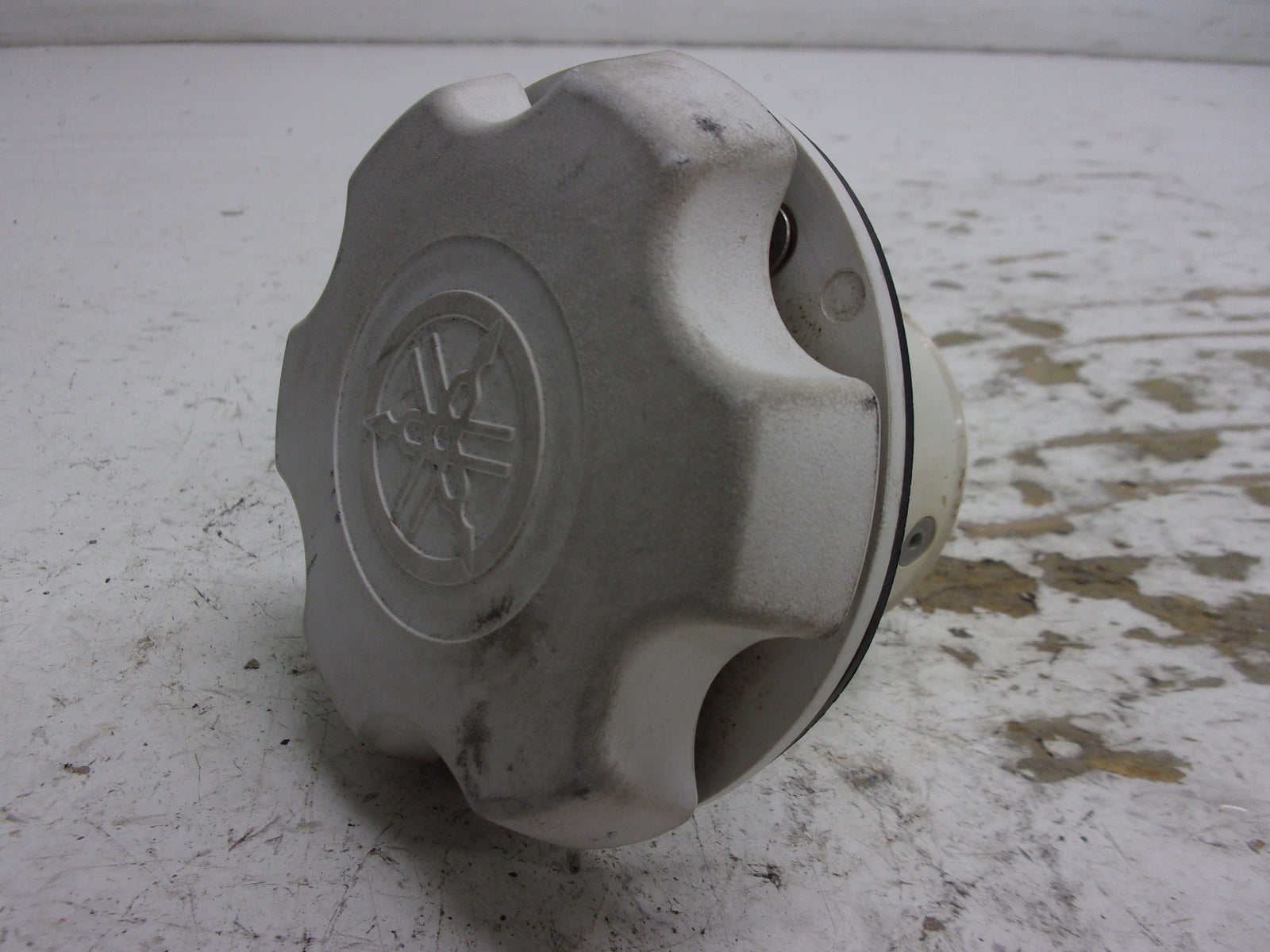 Yamaha WaveRunner 1998-2001 GP XL OEM Fuel Cap + Filler Neck # GP7-U7831-00-00