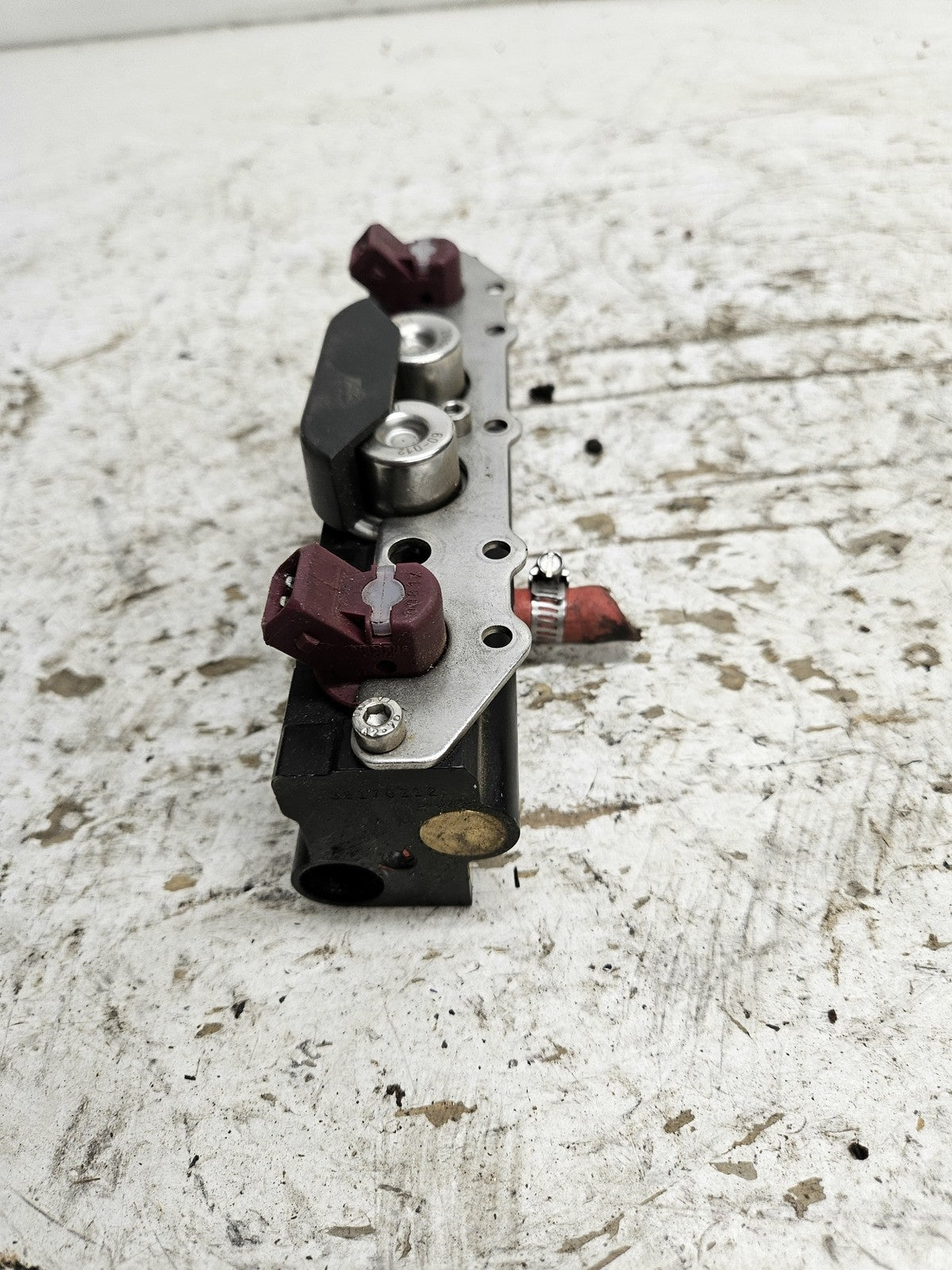SeaDoo Bombardier 2001-2002 GTX DI RX DI OEM Fuel Distributor Part# 275500510