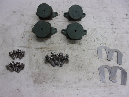 Yamaha Waverunner 1990-1995 VXR Waveraider 650 700 Motor Mount Set 6M6-44517-00-