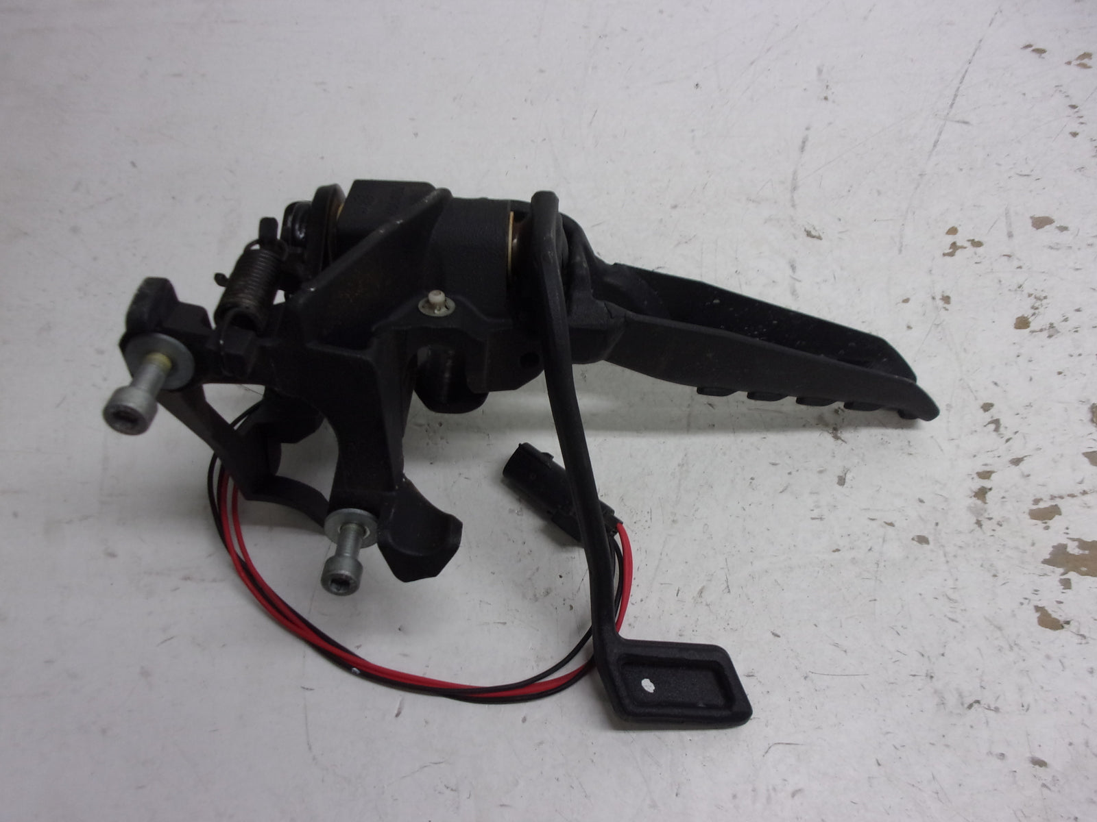 Can-Am  2019-2022 Ryker OEM Right Master Cylinder Footpeg + Support # 705601580
