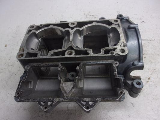 Yamaha Waverunner 1990-1996 VXR SuperJet WR3 650 OEM Crankcase # 6M6-15100-00-94
