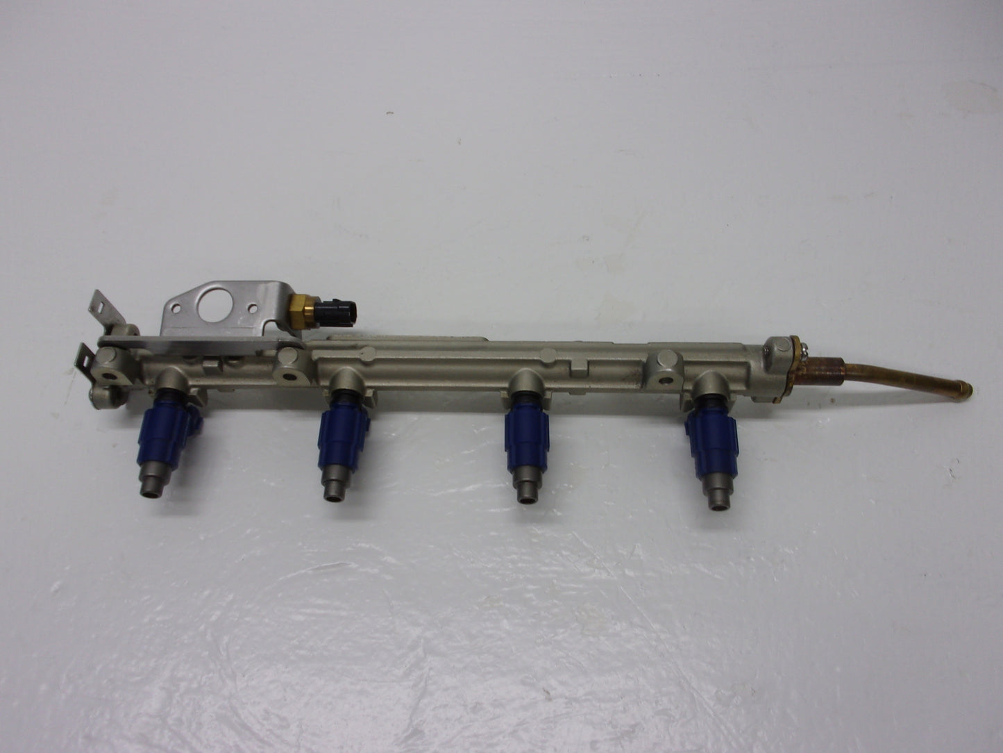 Yamaha WaveRunner 2002-2003 FX FX140 OEM Fuel Rail + Injectors # 60E-13761-00-00