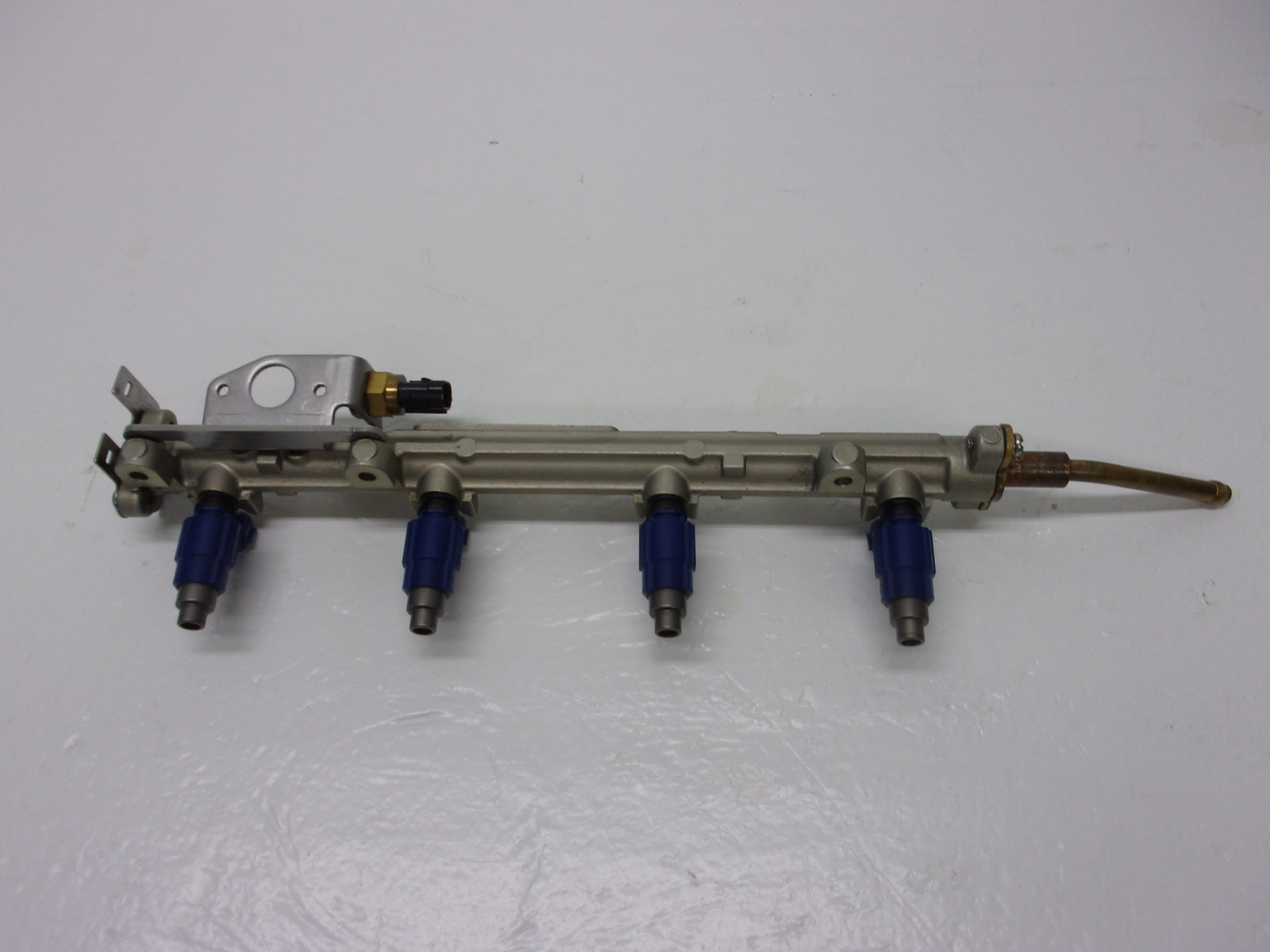 Yamaha WaveRunner 2002-2003 FX FX140 OEM Fuel Rail + Injectors # 60E-13761-00-00